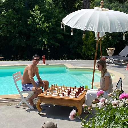 Chateau Des Janroux Hébergement de vacances *